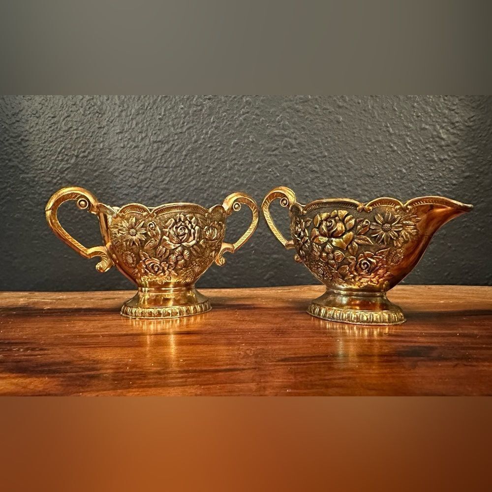 Small metal/enamel sugar and creamer set